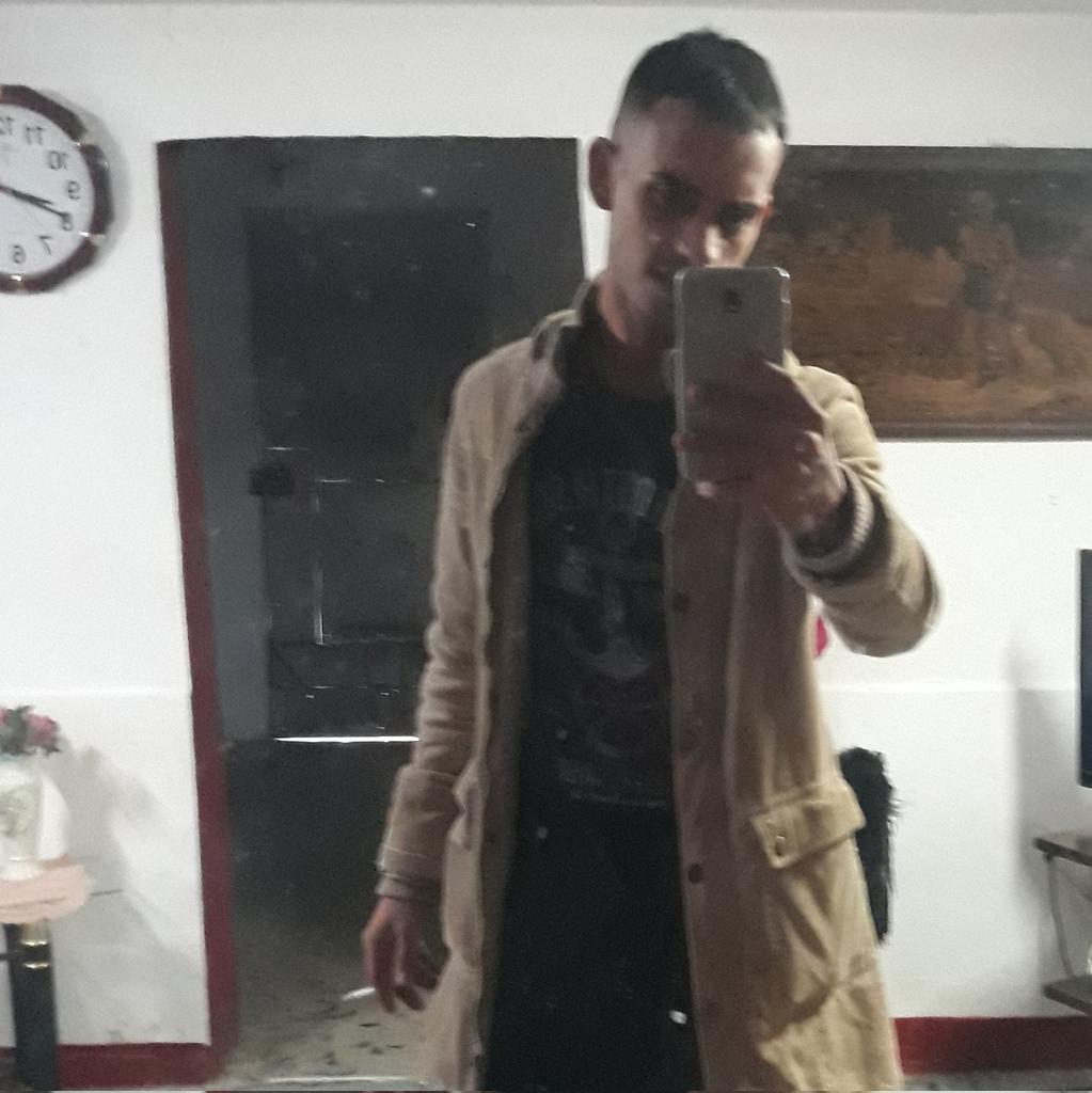 CuentaAqui's tweet photo. #NuevaFotoDePerfil https://t.co/bGWmbLOtJD