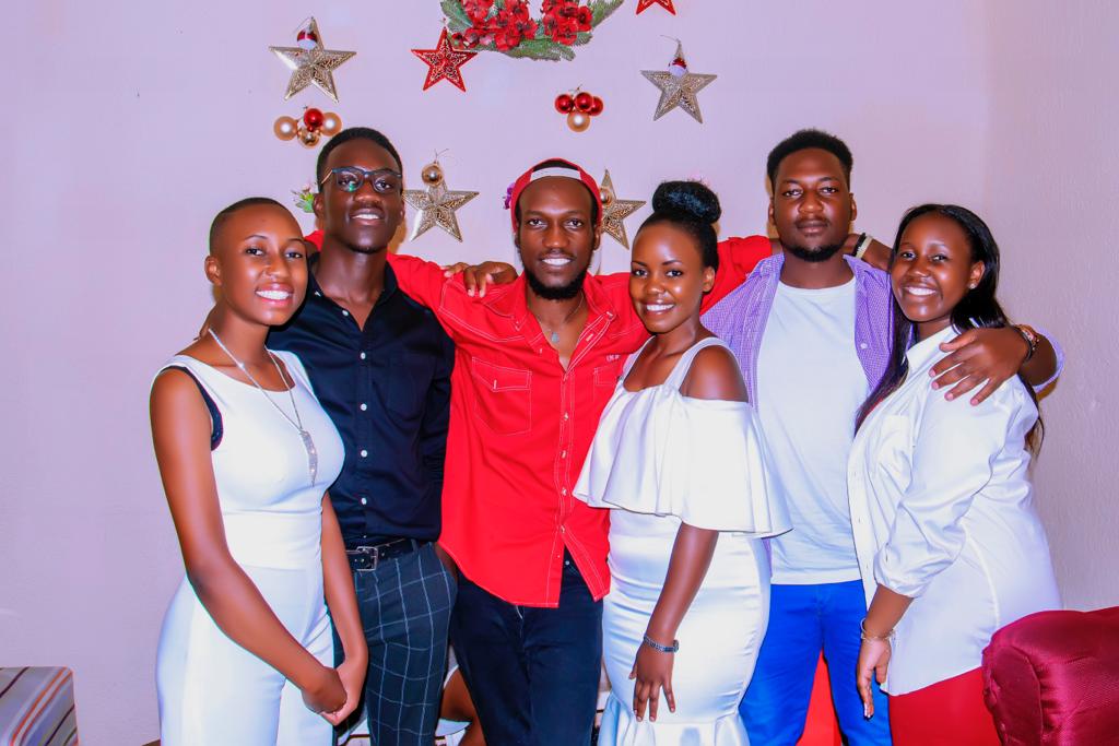 Mars_NGOGA's tweet photo. #siblingz❤ #LesNGOGAS https://t.co/yQxBDq6SA3