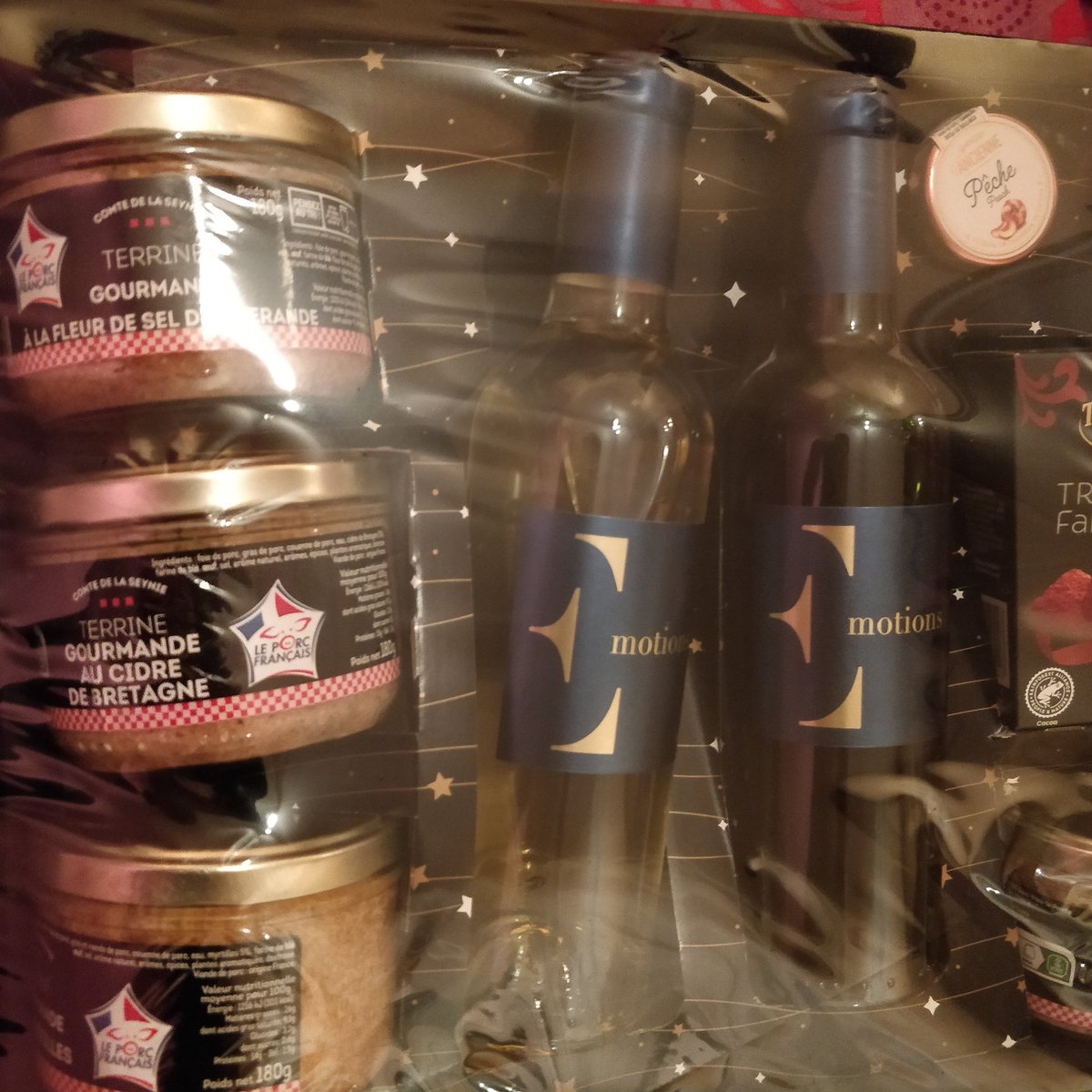 Elrasor's tweet photo. @WankilStudio L'assortiment de pâté https://t.co/m2qbjatxSK