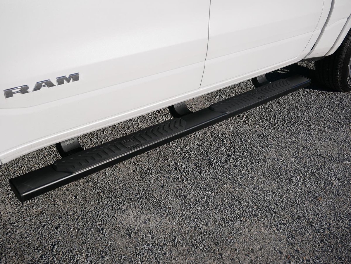 4tntusa's tweet photo. Job done! 

✔️R5 Step bars from @westinautomotive 
✔️Lo Pro bed cover from @truxedocovers 
✔️ Bed liner from @bedrug_bedliners 

Simple, reliable, and very practical upgrades to this Ram 1500…how can we set up your truck to get it ready for work or play…? 

#4tntusa https://t.co/9Rjp4vtryo