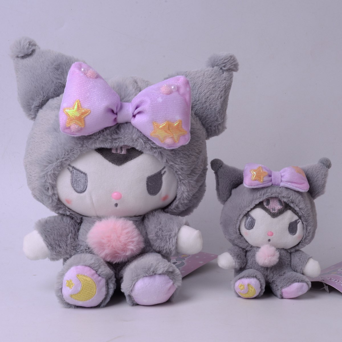sanriodaily's tweet photo. kuromi plushies 💫 https://t.co/gPPdg3dqit