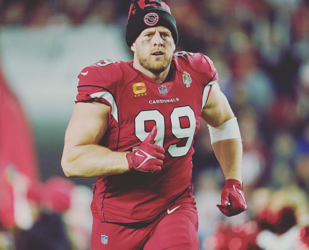 ftbllanalytics's tweet photo. Hey! Auch heute gibt es wieder einen neuen Beitrag mit NFL News für euch! Diesmal wird das Hauptthema jedoch J.J. Watt und sein Retirement, sowie die anstehenden College Football Playoffs, bzw. das Free-TV Schedule des Wochenendes sein! #ranNFL #ranCollege #ranNFLsuechtig #JJWatt https://t.co/6Y5U40oRMj