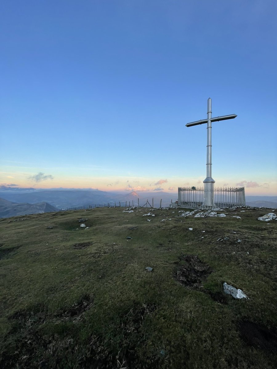 maiderjorge's tweet photo. Gaur gozian goizeko argazkixak, Aloña🗻☀️ https://t.co/rwK2SfnApm