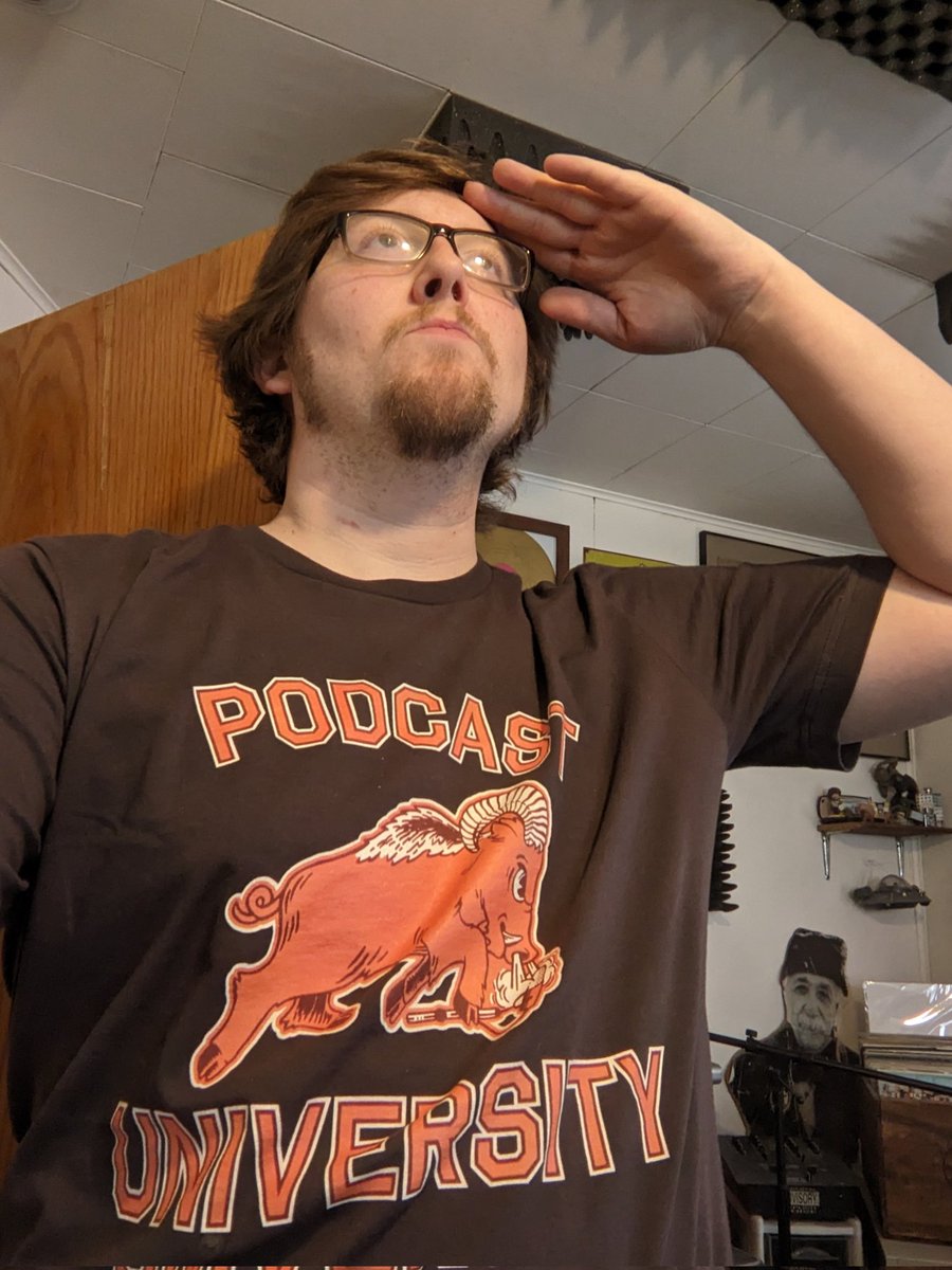 Ready to start my semester at Podcast University with professor @KevinJBartelt and the deans <a href="/hayesdavenport/">Hayes Davenport</a> and @SeanClements  . Has <a href="/LangstonKerman/">Rancho Coochiemuncha</a>
graduated yet or will we be taking classes together?

#hollywoodhandbook #podcastuniversity @flagrantonespod