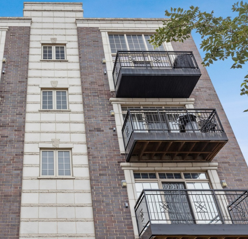 We fix wet buildings. Parapets leaks wreaked havoc w ceilings & window openings! We installed WickRight vented drip edge to prevent moisture intrusion & exhaust vapor out of walls & roof system - all is good! #moistureintrusion #wetbuilding #roofrepair #masonryrepair #leakrepair