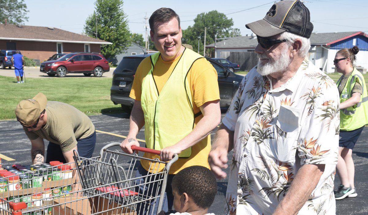 USSConstitution's tweet photo. Happy 171st Birthday Iowa! In 2019, Sailors assigned to USS Constitution visited Davenport, Iowa, for a Navy week where they participated in various community outreach programs. From our 225th Birthday to yours, Happy Birthday Iowa! https://t.co/7d9xTBIZqi