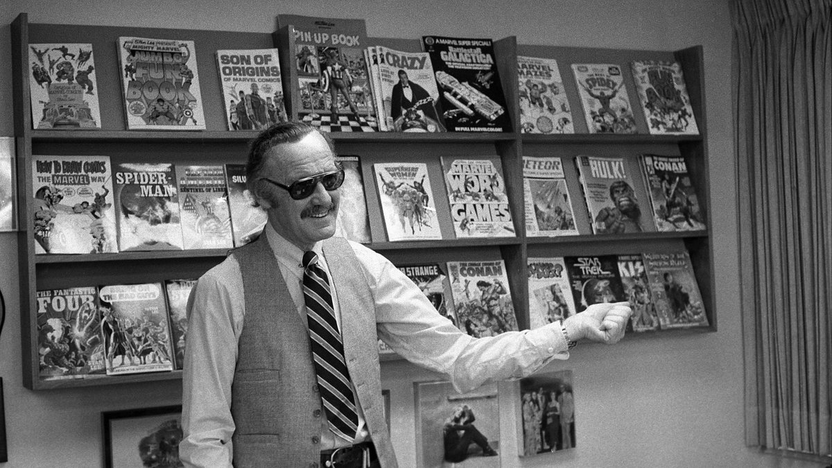 RealGilbertACP's tweet photo. #GGACPCENTENARY Everyone at #GGACP pays tribute to the life and career of the late, great Stan Lee, #BOTD 100 YEARS AGO! What is YOUR favorite Lee project?! @Franksantopadre @RealGilbert @TheRealStanLee @Marvel #FaceFront #Excelsior https://t.co/mjBhpsoNHy