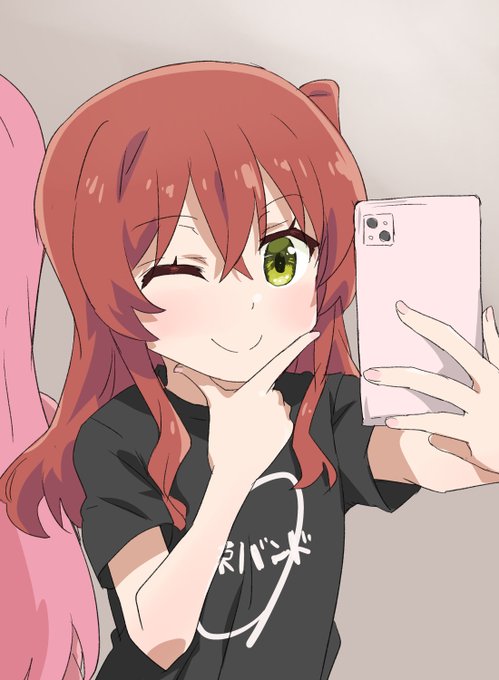 ぼ喜多
こっそりぼっちちゃんもイソスタの写真に
入れちゃう喜多ちゃん 