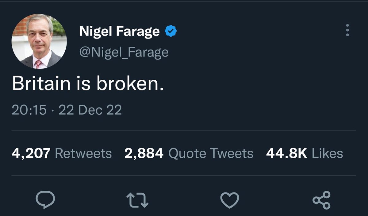 HereBeJono's tweet photo. “My bed has shit in it”, says man who shat the bed. https://t.co/nOYTxtSfTc