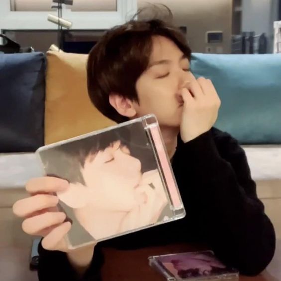 i miss him #BAEKHYUN #EXO <a href="/weareoneEXO/">EXO</a>