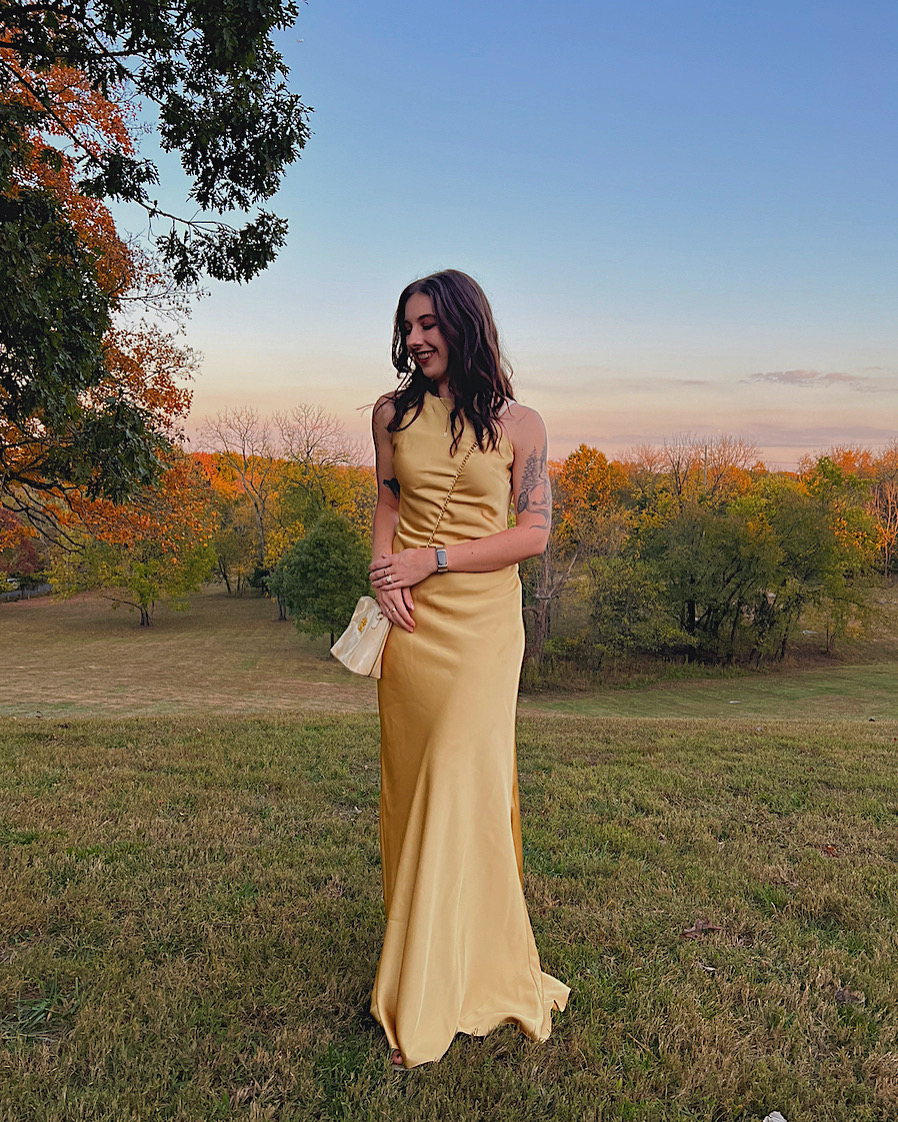 lovedearcleo's tweet photo. This color is 24K magic 💛
@lilisaghost

https://t.co/sUIryuucdJ
Dress Style: Athena
Color: Topaz

#DearCleo #BeBeautiful #DearCleoCrew https://t.co/85Q97EX8Rf