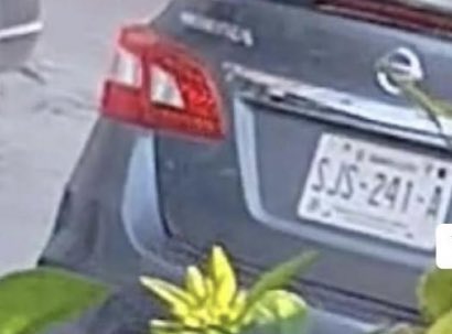 noticiasdesn's tweet photo. 🚨 Denuncian a este grupo se estafadores en #SanNicolas se hacen pasar por trabajadores de CFE o de Gas Natural para “detectar” anomalías en medidores y pedir dinero para no denunciar 🚨 van abordó de un Sentra Gris sin logos @daniel_carrillo atencion con esto @Cicmty @MtyFollow https://t.co/x1er4G1CO3