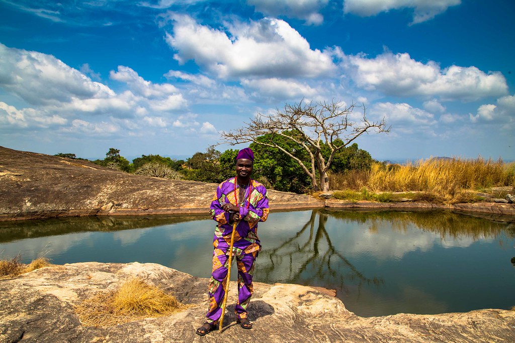 Yorubaness's tweet photo. Beautiful IYAKE suspended lake in Ado Awaye. It is one of only the 2 hanging lakes worldwide &amp; the only 1 in Africa. A special geological site of worldwide significance, right here in Yoruba land. https://t.co/Ykoy4a1N21