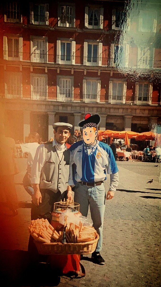 Spirit69_'s tweet photo. El Baúl de los Recuerdos. Los mejores Recuerdos son aquellos que al Recordarlos, te sacan una sonrisa. Memorias de Jóvenes Airados. Vieja Escuela RCDE. #rcde #defendrcde #curvarcde #irreductiblesrcde #resistenciasuburbana #nonmollaremai #socrcde #iamstillyoung #madridmola https://t.co/kaQR2SgvqH