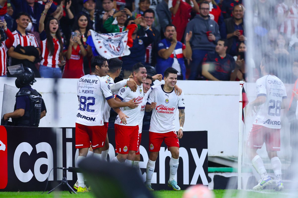 Chivas's tweet image. RT si ayer ganó tu equipo 😌

🇲🇽 ¡Buenos días, Rojiblancos! 🇲🇽