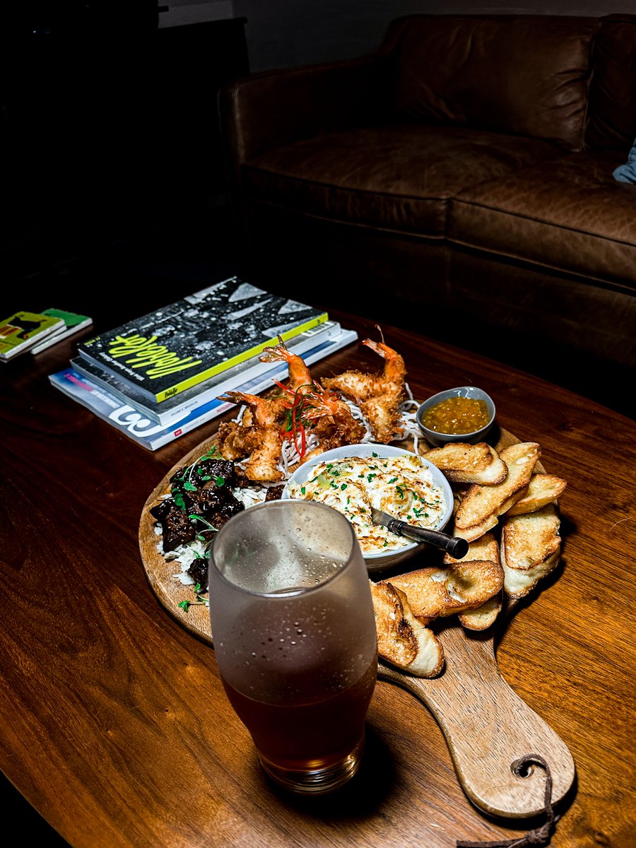 Clinkerdagger's tweet photo. Happiness on a plate.π€€
.
.
.
#seattlefoodie #seattlefoodbloggers #seattleevents #seattleeats #exploreseattle #bestfoodseattle #seattlefoodscene https://t.co/CCLk7nYQmk