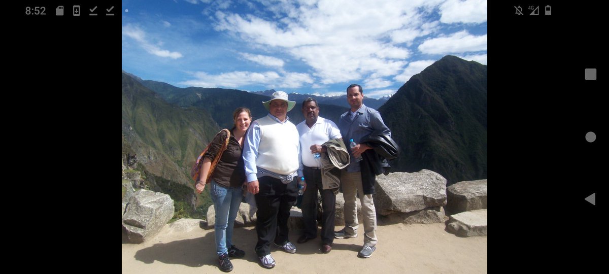 panamapapers22's tweet image. Miren cómo viajaban los funcionarios de la ATTT con directivos de la empresa alemana de las placas, por Machu Pichu y Cusco, todos los gastos pagos, en "viaje de negocios" (para sus propios bolsillos). Desde allí la empresa es la única en ganar licitaciones públicas. QUE ASCO!!!