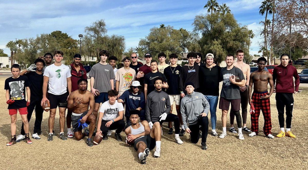 4rvsos's tweet photo. Love watching these boys throw @Elev8QBacademy @_coachduck🏈
Always nice to see and chat with the other #Elev8 QBs and parents, their knowledge is invaluable ❤️
@chris_arviso 🤩 #thatsmyQB #arviso12 #arvisoii🥰 https://t.co/DO65yh2Zu4