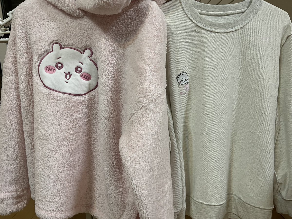 chi1gyu's tweet photo. ちいかわの寝巻きと部屋着
また一つ生活をちいかわに支配された https://t.co/Pxf59SjFVl