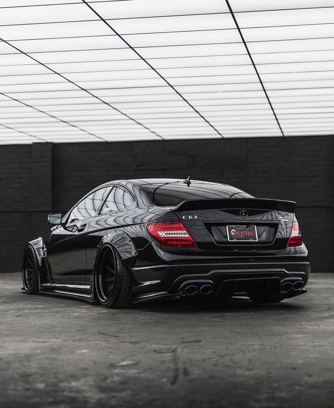 C63 Amg Wide Body Bitterböser Liberty Walk Mercedes C63 AMG Auf Zito