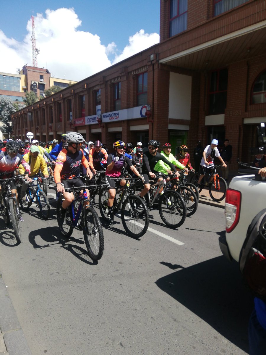 kadir_obando's tweet photo. @marianapajon en la ciudad Sorpresa de Colombia. Mujeres que inspiran. 🚴‍♀️👏 https://t.co/KmkkuUKHUG