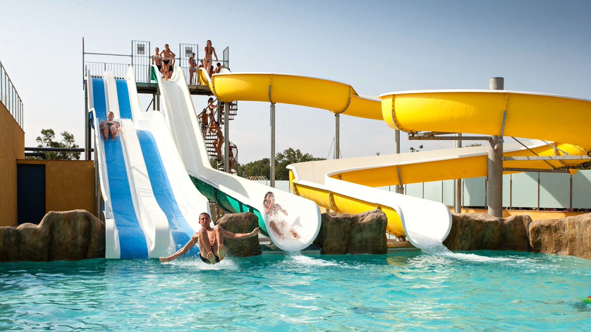 Les ingrédients pour des vacances réussies sont simple : toboggan à gogo et relaxation dans nos espaces aquatiques ! 

📍 "Le Soleil de la Méditerranée*****" 👉 bit.ly/hmr-O-soleilme… 👉 bit.ly/hmr-P-aquatiqu… #homairvacances #camping #ParcAquatiqueHomair #toboggan #vacances