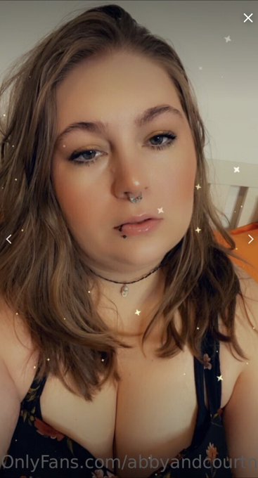 Psst hi! https://t.co/93w81DTd4j