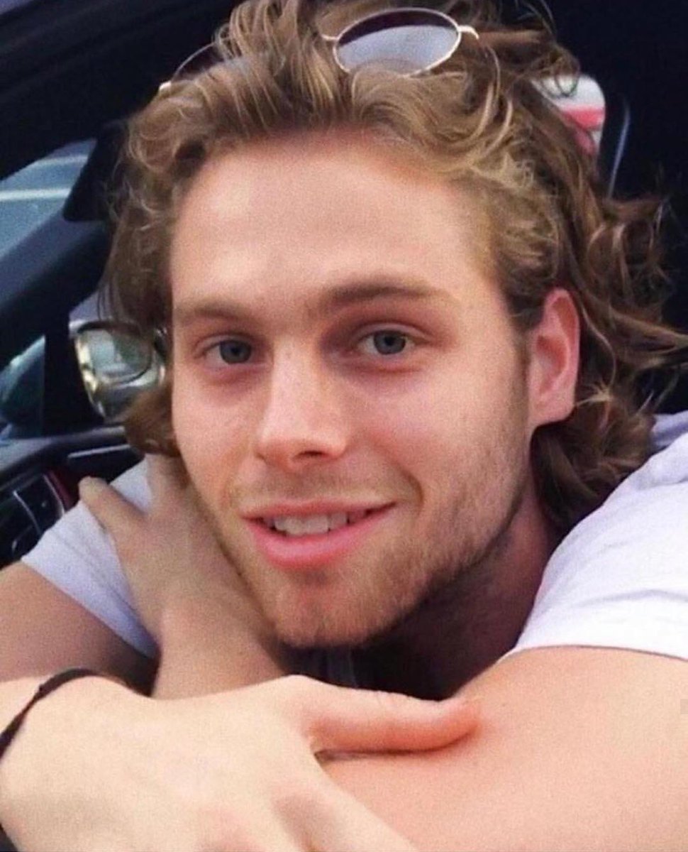 fonzibonzicth's tweet photo. soft luke hemmings ; a thread 💞 https://t.co/E6Tp75o0eb