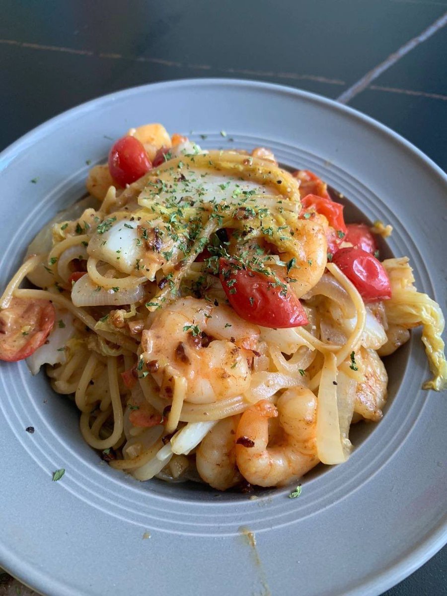 The nanny's pasta was delicious today! Do you have anything better to do?