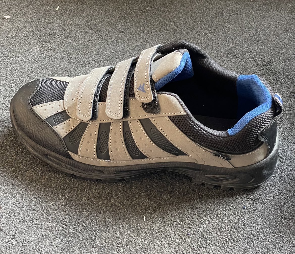 wee_mocha's tweet photo. Would you wear these? https://t.co/Scar5FvQhS