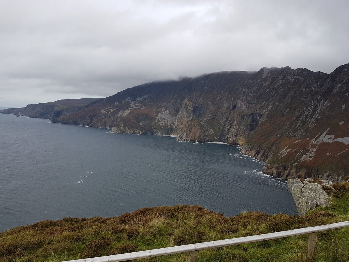 Tá post mar Oifigeach Pleanála Teanga anois á thairiscint ag LCPG <a href="/bealanphobail/">Béal an Phobail - Iardheisceart Thír Chonaill</a> <a href="/OideasGael/">Oideas Gael</a> 

Is coiste forbartha pobail é Lár Chomhairle Paróiste Ghleann Cholm Cille (LCPG), atá maoinithe ag <a href="/UdarasnaG/">Údarás na Gaeltachta</a>. 

Tuilleadh Eolais - udaras.ie/assets/uploads…