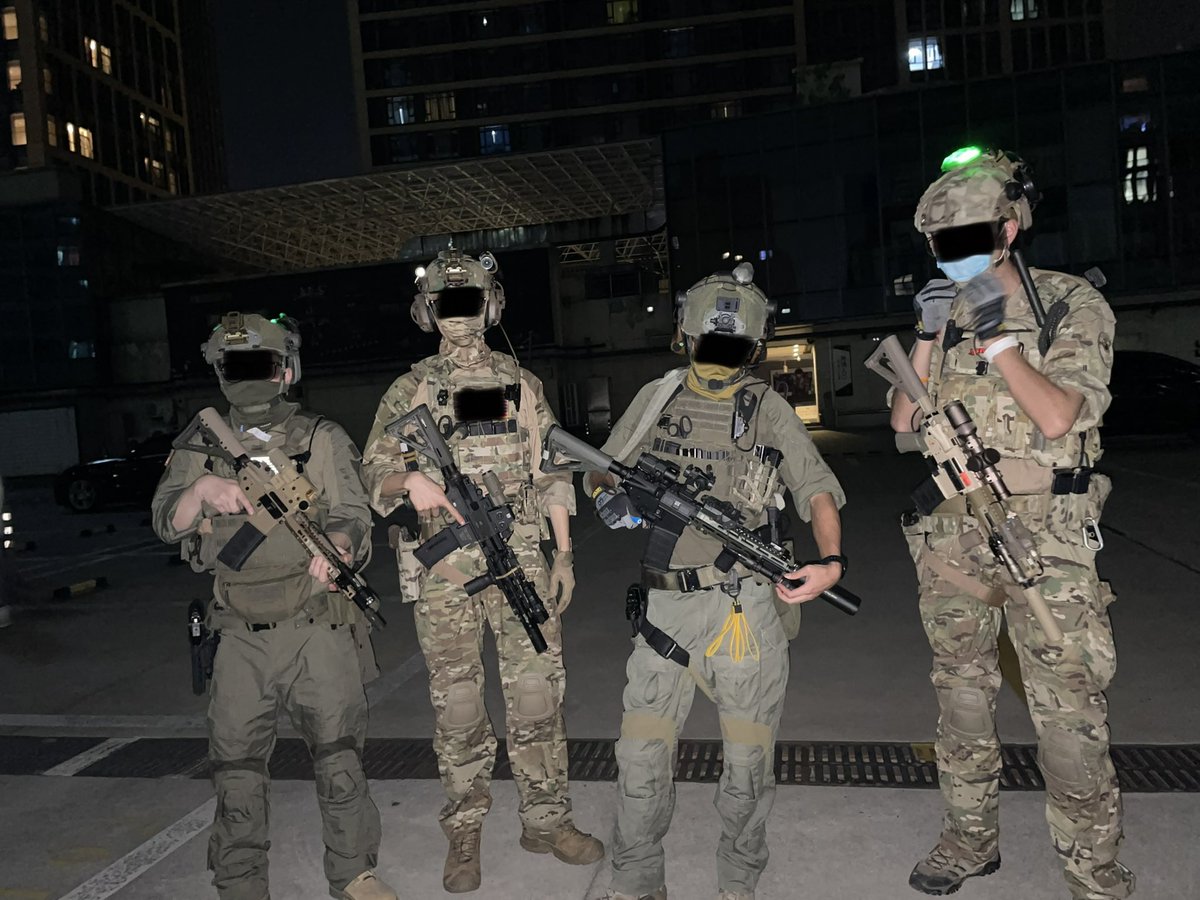 realMarkYu's tweet photo. 🌗#airsoft #sof #specialforces #cosplay https://t.co/xMdtYRhGkP