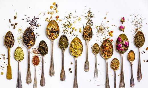 The first step in understanding more about tea is to be able to describe the flavors you are tasting. The interesting thing about the English language is that we actually have very few phrases to describe flavors or fragrances. 
Click to Learn More ➡… instagr.am/p/CmuB-URLtZ_/
