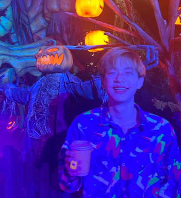 i2hojin's tweet photo. simplesmente cai jinxin vulgo jason passo mal esse menino TEM q estar no bp e TEM q ter tempo de tela https://t.co/qM7dX669bB