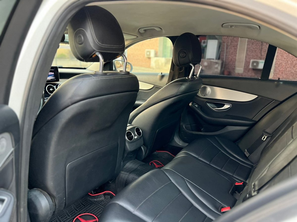 abujarides's tweet photo. End of year deal 🔥
2015 Mercedes Benz C300
Registered
Duty ✔️
Excellent condition
ABUJA
Price: 8.5m
DM or call 09067505058
Please RT https://t.co/GVQkitjdP3