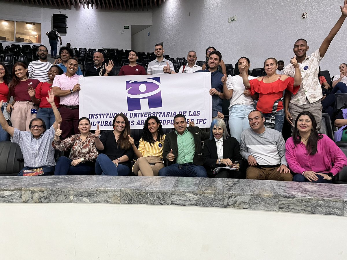 flowerojas_'s tweet photo. Como ponente me llena de orgullo dejarle a mi ciudad el acuerdo municipal que aprueba la creación de la Universidad de las Culturas y Las Artes IPC. Será vital para que los jóvenes de nuestra región se profesionalicen y se conviertan en embajadores de nuestras raíces culturales✅ https://t.co/xrzirIGjJl
