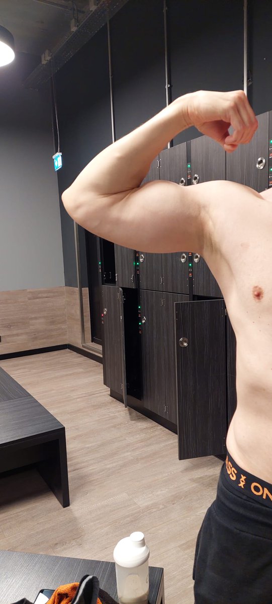 muscletoadwart's tweet photo. After gym... Push day with @mhr1003 #musclegrowth #musclefan #musclegay #muscleflex #growingmuscles https://t.co/9EsmmW0fUk