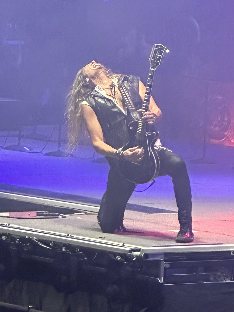 mac_tlc_'s tweet photo. @joelhoekstra13 Great show last night in Newark. My 21st TSO show. Can’t wait until it’s #tsotime2023 https://t.co/vUUNU0aWZC