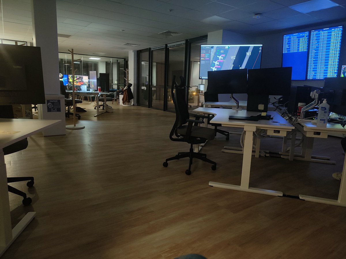 StavMat ✈️ tweet media