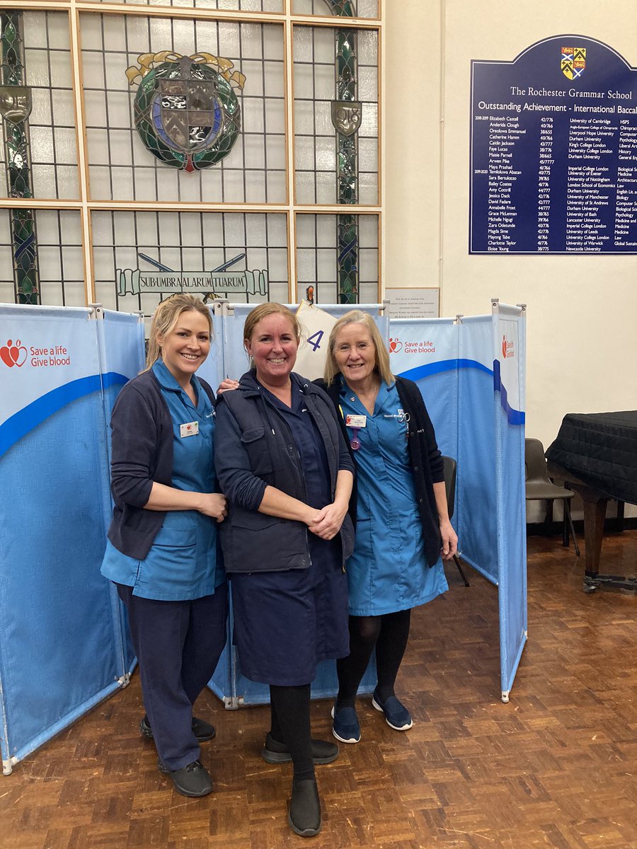 iroroagba's tweet photo. Lovely to spend today with our @NHSBT Maidstone mobile team, bearing chocolates from #QualitySMT. Jo (NIC) and team do an awesome job, full of smiles and ready to serve. Thank you for keeping our donors safe and improving their experience 👏🏽🙌🏽 @GiveBloodNHS @wendyclar https://t.co/3aobok5gs0