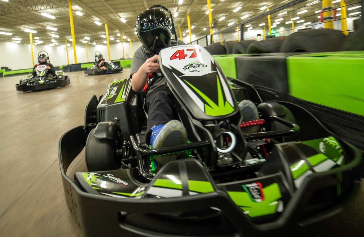 SpeedRaceway's tweet photo. "A Teenagers Paradise!" -- MaryAnn from Bensalem, Pa 

🏎️Walk-Ins Welcome, or make a reservation here to beat the wait times 👇

https://t.co/ixHzM9hOFo
#Teens #GoKarts #Arcade #FamilyFun https://t.co/5ajv0P3Zs6