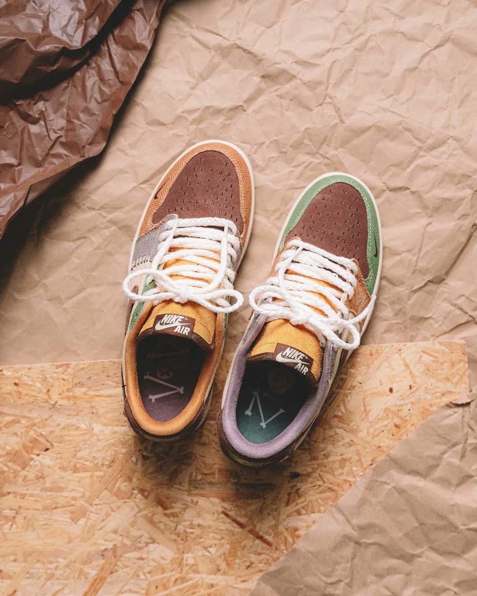 JustFreshKicks tweet media