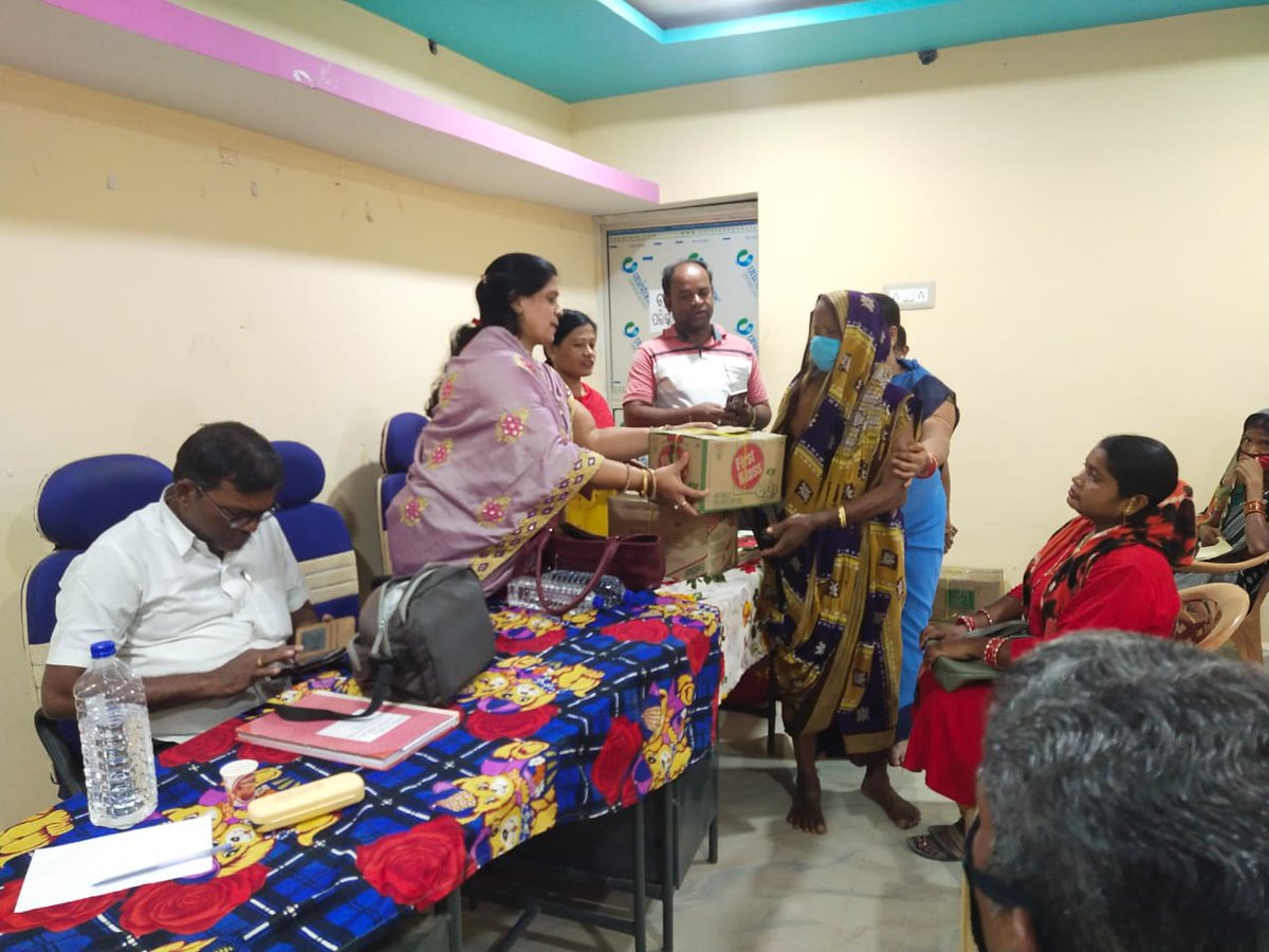 dtoganjam's tweet photo. additional nutritional supplements provided by Ni-kshay Mitra under aska Block ...
Thank you sir for your commitment towards TB free india ...
Nikshay 0.2
#tbcindia.gov.in
#TB HAREGA DESH JITEGA ... https://t.co/dQZImIWiHD