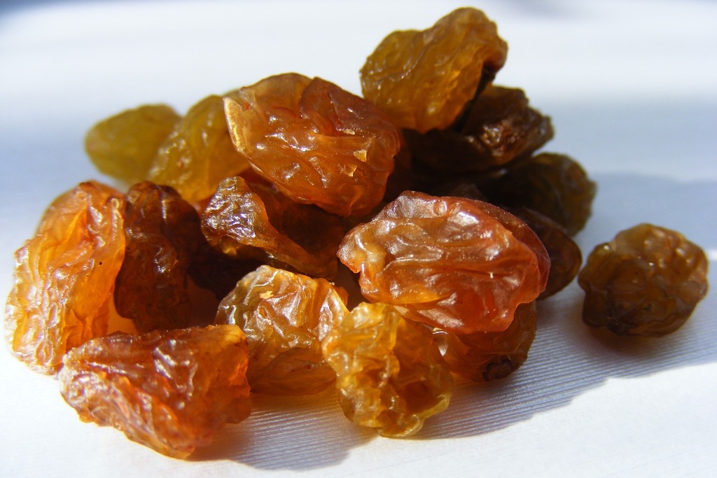 TechAsli's tweet image. کشمش خواب میں دیکھنا معنی اور تعبیر
techasli.com/kishmish-raisi…
کشمش کا خواب دیکھنا کسی ایسے شخص کے لیے ایک استعارہ ہو سکتا ہے۔ جسے آپ اپنی جاگتی زندگی میں بوڑھے اور کمزور ہوئے دیکھتے ہیں۔