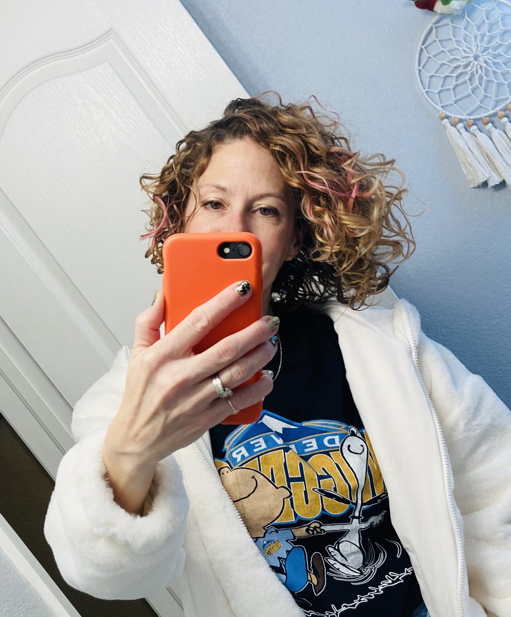 thuhJeneral's tweet image. If you have natural waves or curls, I hope you embrace them, took me a few years! #CurlsRule