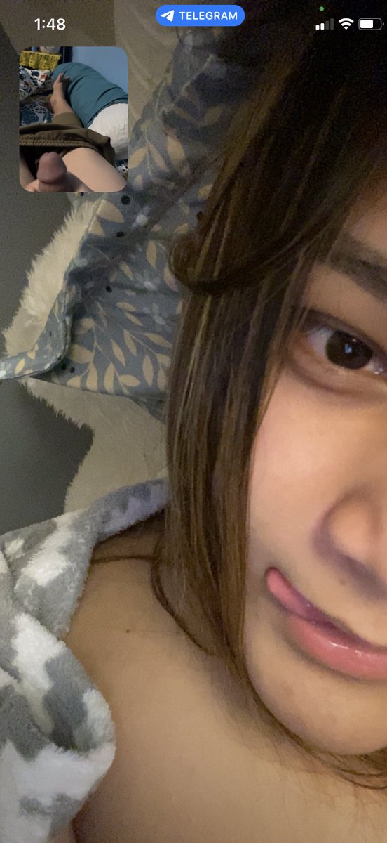 Anatasialysa's tweet photo. Horny sangat tadi, rasa nak pancut time video call 😳 https://t.co/k9Rs1DPi3z