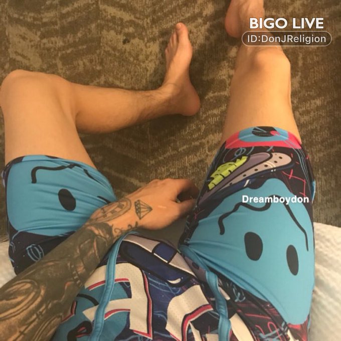 Watch PoleDemon ♌️'s leaked NSFW photo on TwXstars