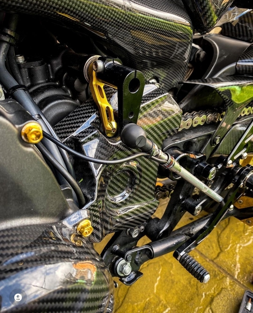 The Racetorx Yamaha MT09 Gear Shift Shaft Support 💪⁠
⁠

Smoother gear changes ✅⁠
More positive shifting ✅⁠
⁠
⁠racetorx.co.uk⁠/product/rtx353
⁠
#yamahamt09 #yamahanikon #yamahafz09 #yamahatracer #racetorx #racebike #ride #bikelife #motorbikeparts #motorcycle