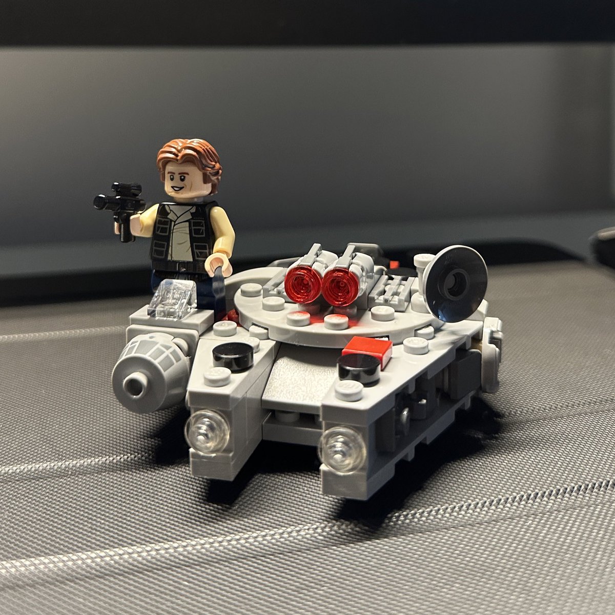 KushanthiH's tweet photo. #lego #StarWars https://t.co/5W46LwbDsH