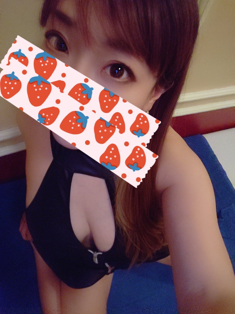 yui_tomatonavi's tweet photo. こんばんはー！
またまた久しぶりなTwitterです( ´•౪•`)

明日は年内最後の出勤なのでゆい納めandマット納めされてない方は是非お待ちしております♡

年末年始はとても混み合いますのでご来店を考えている方はご予約必須ですよ！

待ってますね♡

#トマトなび #マットヘルス #池袋店舗型ヘルス https://t.co/LcsthgNdHa
